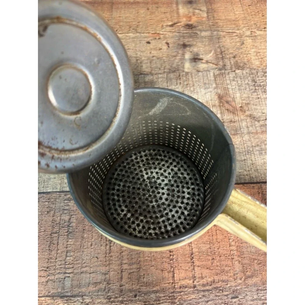 Vintage Potato Ricer Masher Juicer Strainer Metal Hinged Press Yellow Handheld
